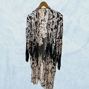 Billabong Black and Cream Floral Top